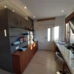 Sala_con_escritorio